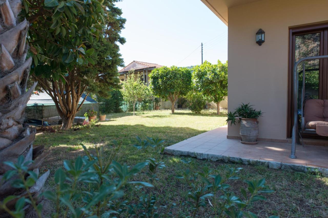 Heraklion Comfy House With Mountain View Екстериор снимка