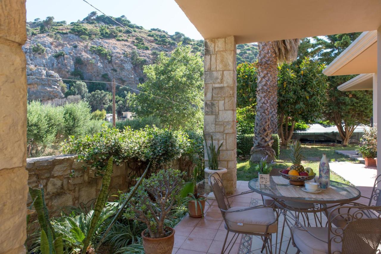 Heraklion Comfy House With Mountain View Екстериор снимка