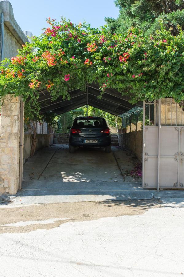 Heraklion Comfy House With Mountain View Екстериор снимка