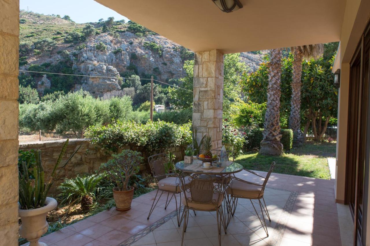 Heraklion Comfy House With Mountain View Екстериор снимка