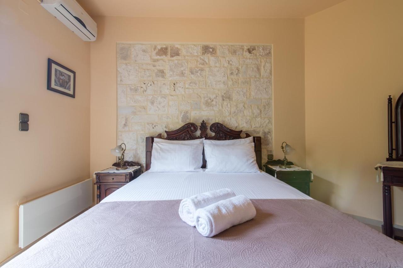 Heraklion Comfy House With Mountain View Екстериор снимка